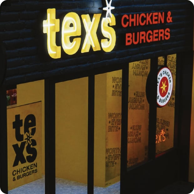 Tex's Chiken & Burgers - Night View